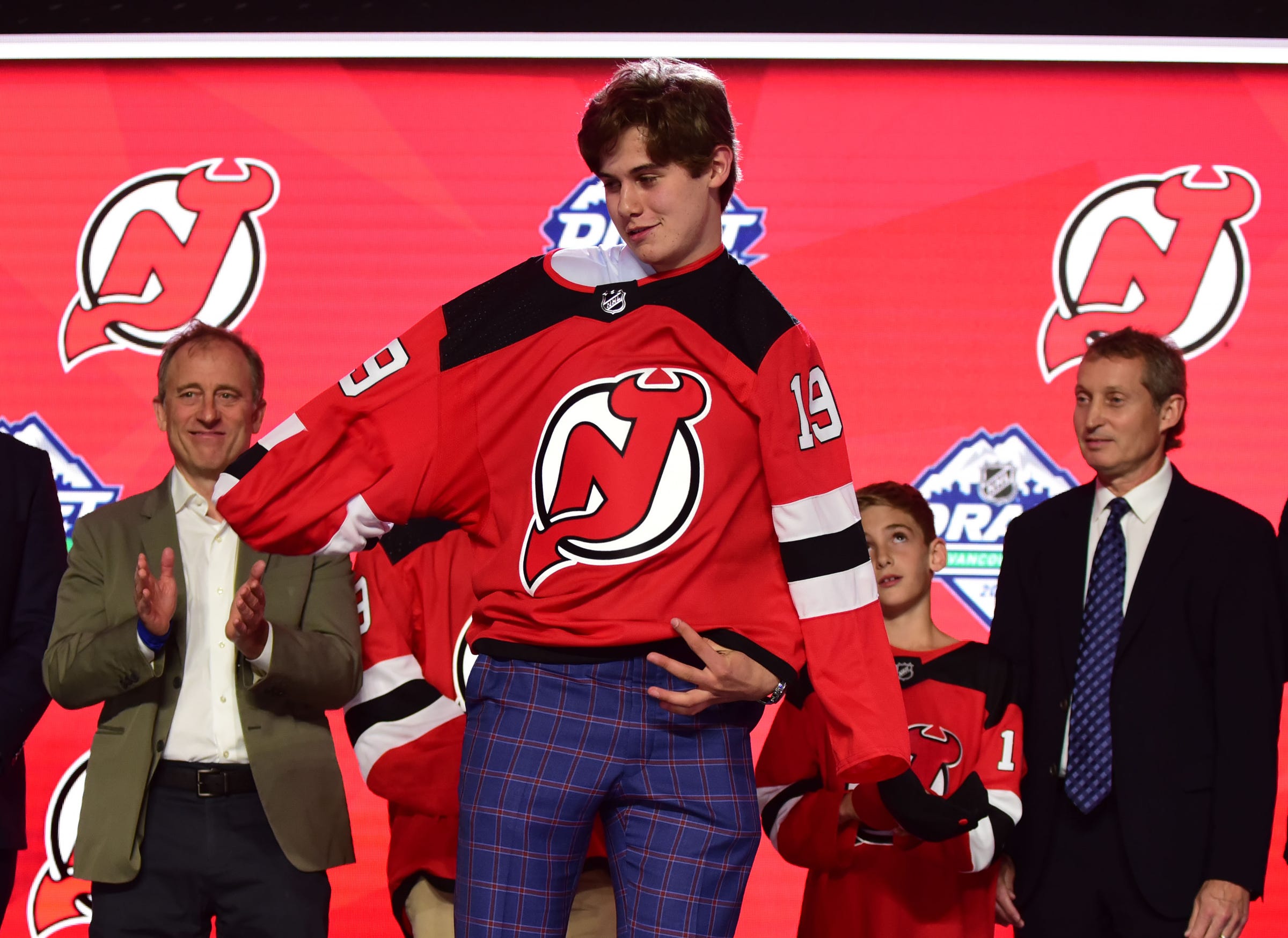 new jersey devils draft picks 2019