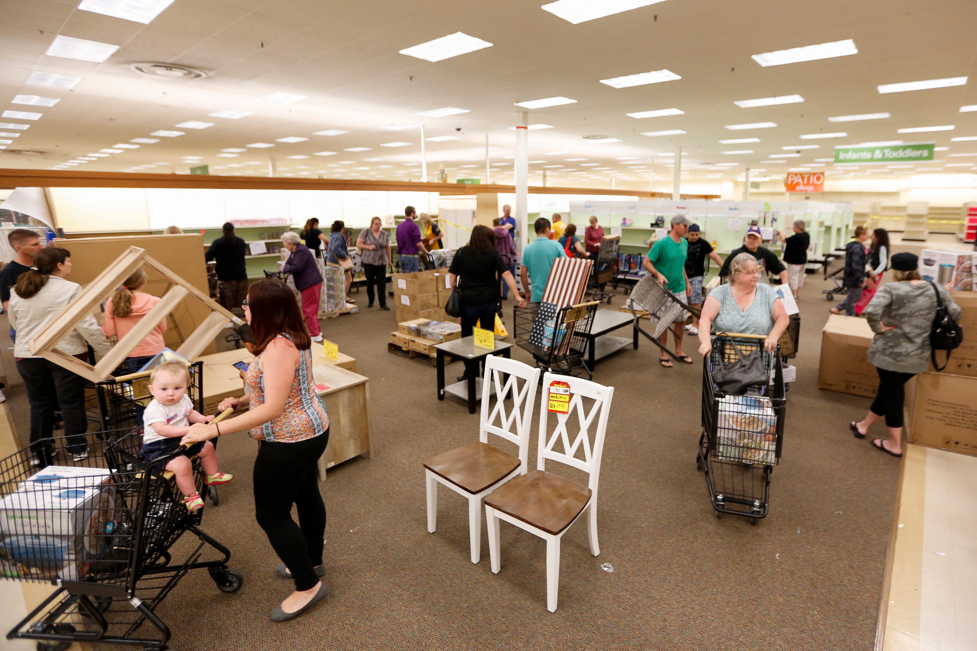Shopko S Last Day Sadness As Wisconsin Retailer Shuts Down For Good