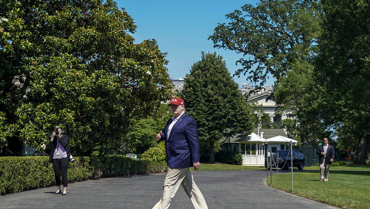President Donald Trump walks off Marine One at the White House after spending the weekend at Camp David on June 23, 2019 in Washington, DC.