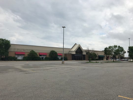 Dave Busters Panda Express Eye Bay Park Square Locations