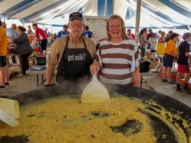 Ray and Rae Nell Halbur are familiar faces on the dairy scene, volunteering their time in their local community and around the state, including the annual Fond du Lac Area Breakfast on the Farm, an event near and dear to their hearts.