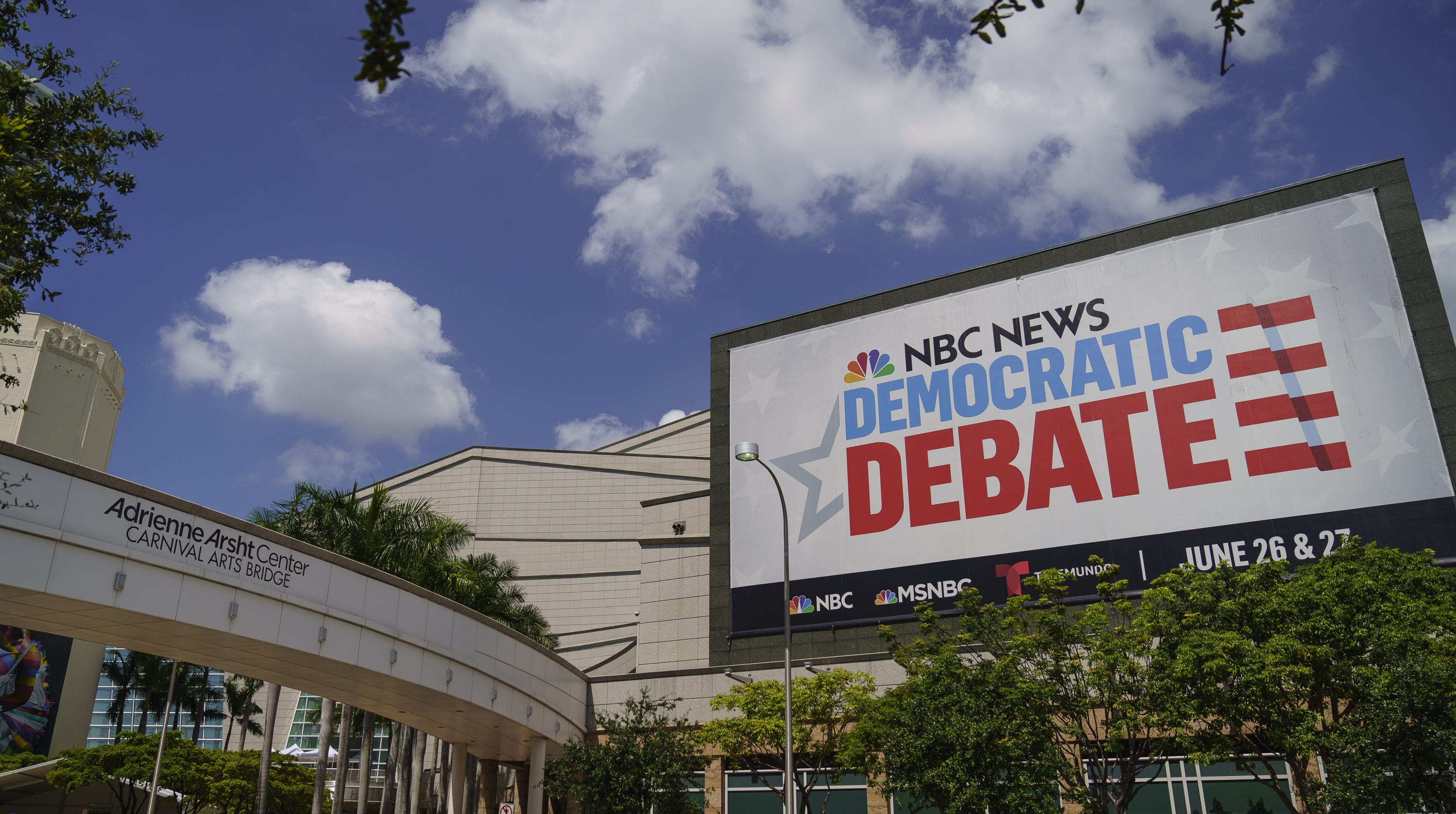 Watch the Democratic presidential debate 2019 live stream for night 23002 x 1680