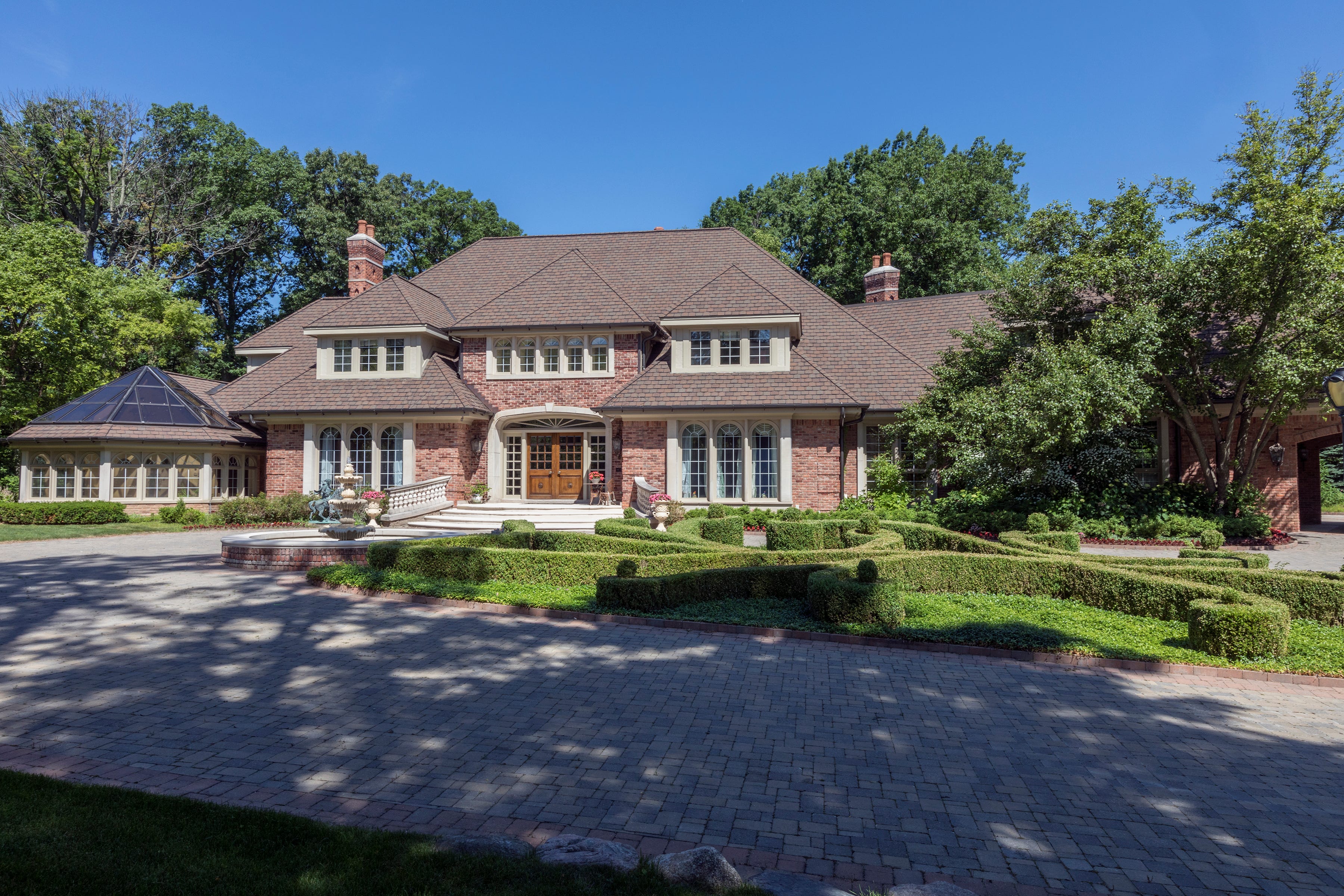 Unlock The Luxury: Bloomfield's Most Exclusive Homes For Sale