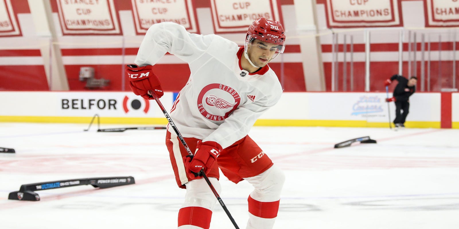 How Joe Veleno Can Stand Out From Other Detroit Red Wings Prospects