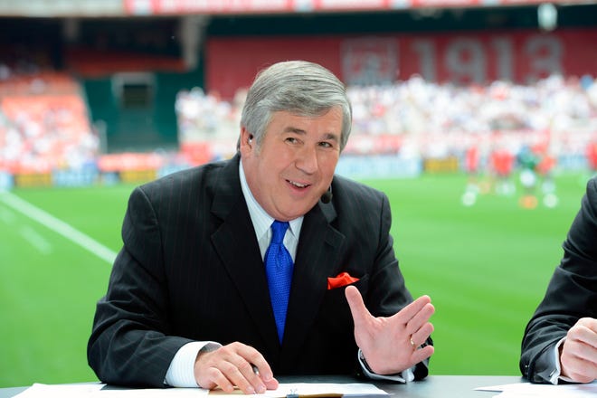 Bob Ley, an anchor at ESPN since the network’s launch 40 years ago, has announced his retirement.