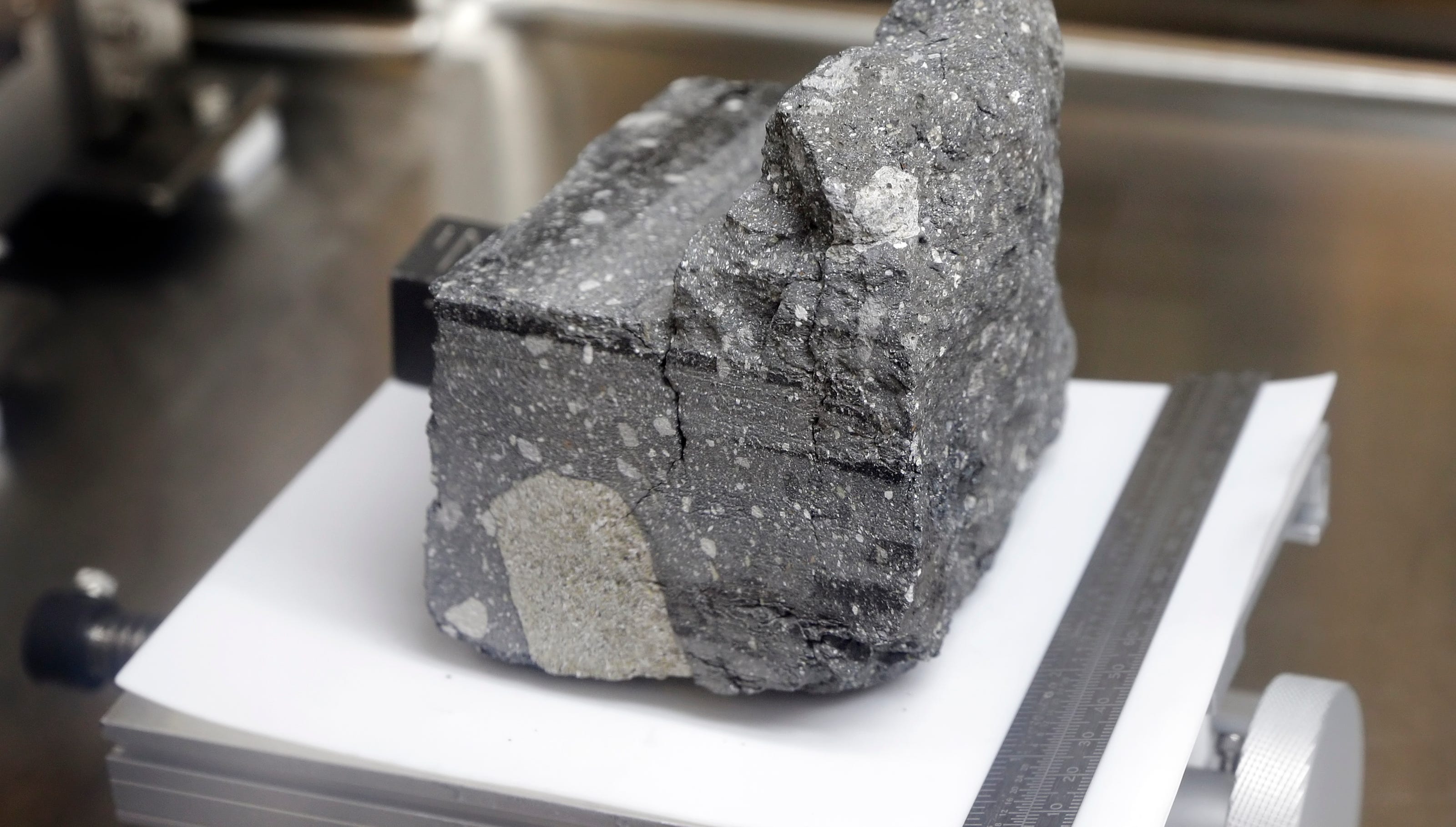 NASA to open moon rock samples sealed since Apollo missions
