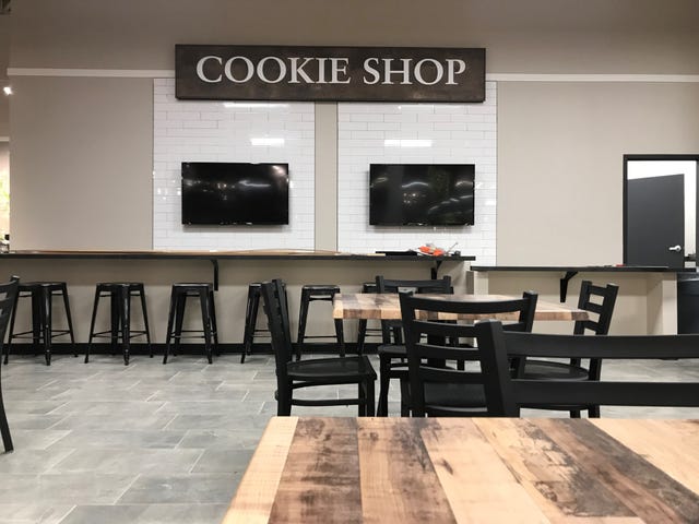 Wausau Center Mall Hom Furniture Opens Friday Offers Magnolia Homes