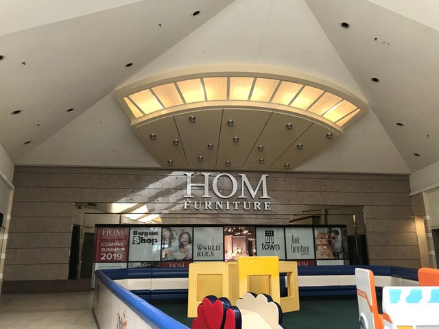 Wausau Center Mall Hom Furniture Opens Friday Offers Magnolia Homes