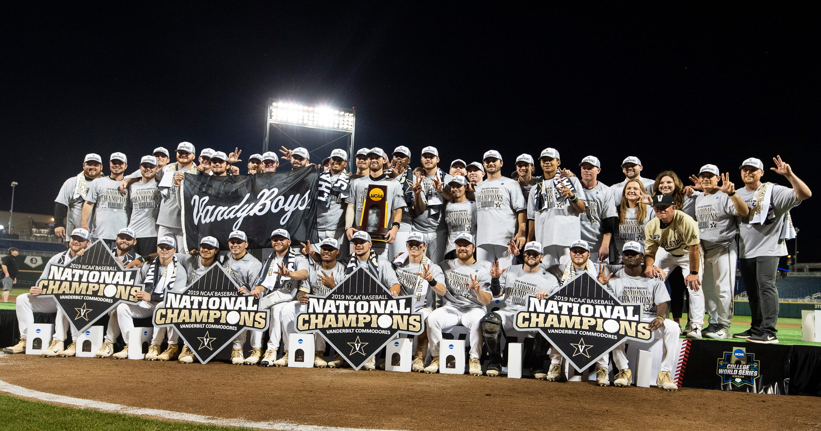 Atlanta Braves great Andruw Jones' son commits to Vanderbilt baseball