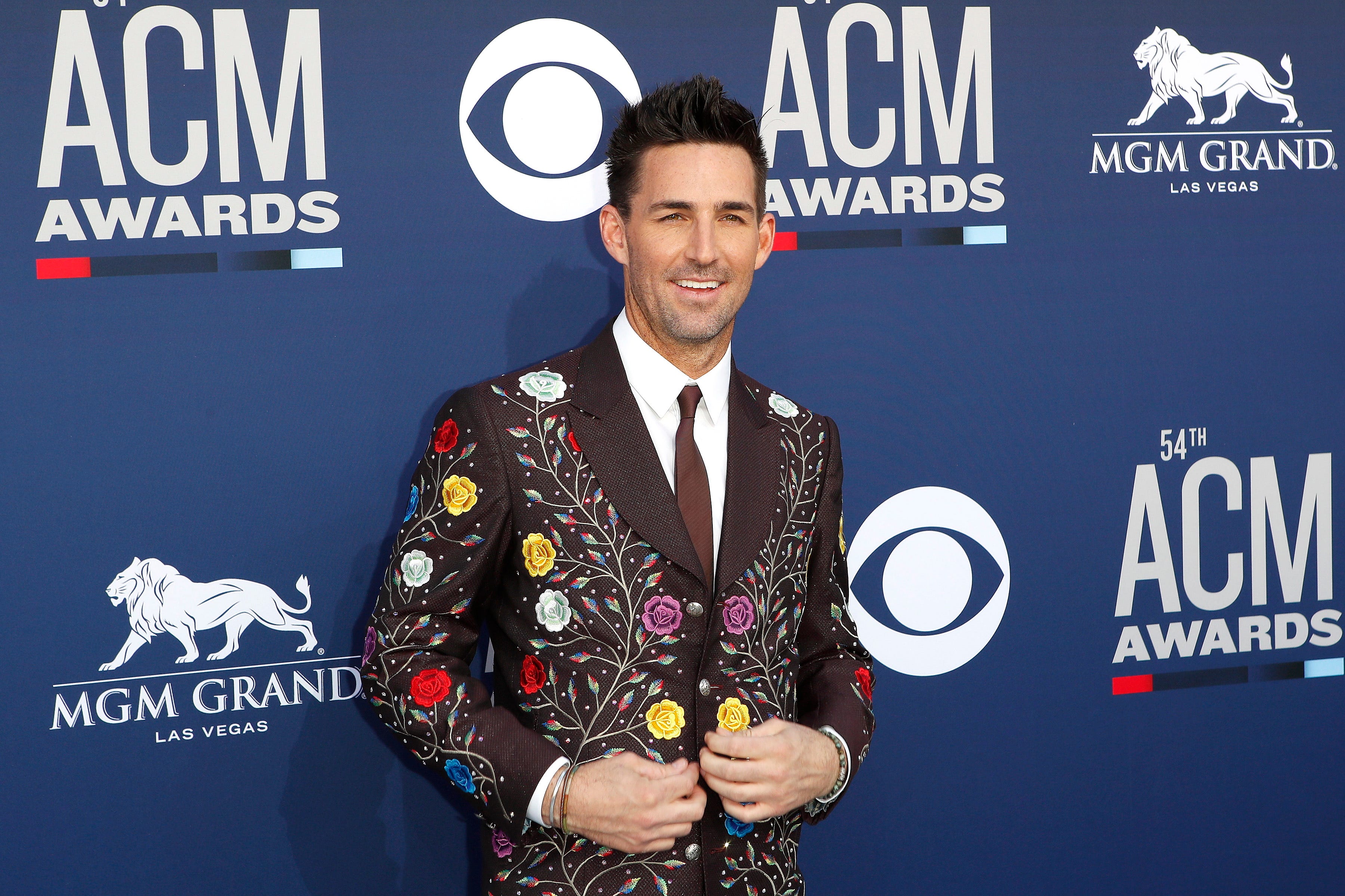 Country Music Star Jake Owen Slams Ignorant Anti Lgbtq Fan