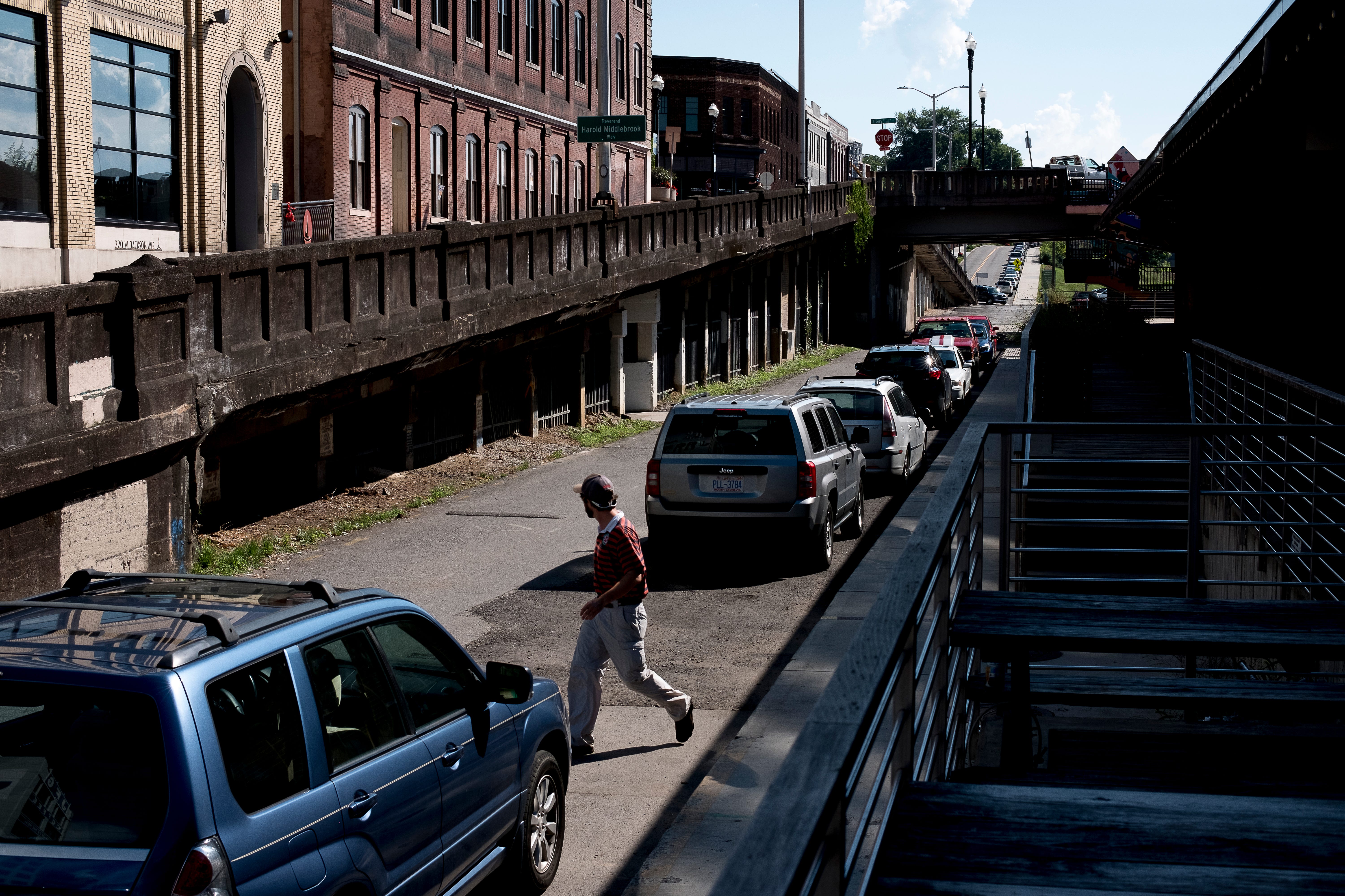 Jackson ramps, Broadway viaduct work to overlap in Knoxville