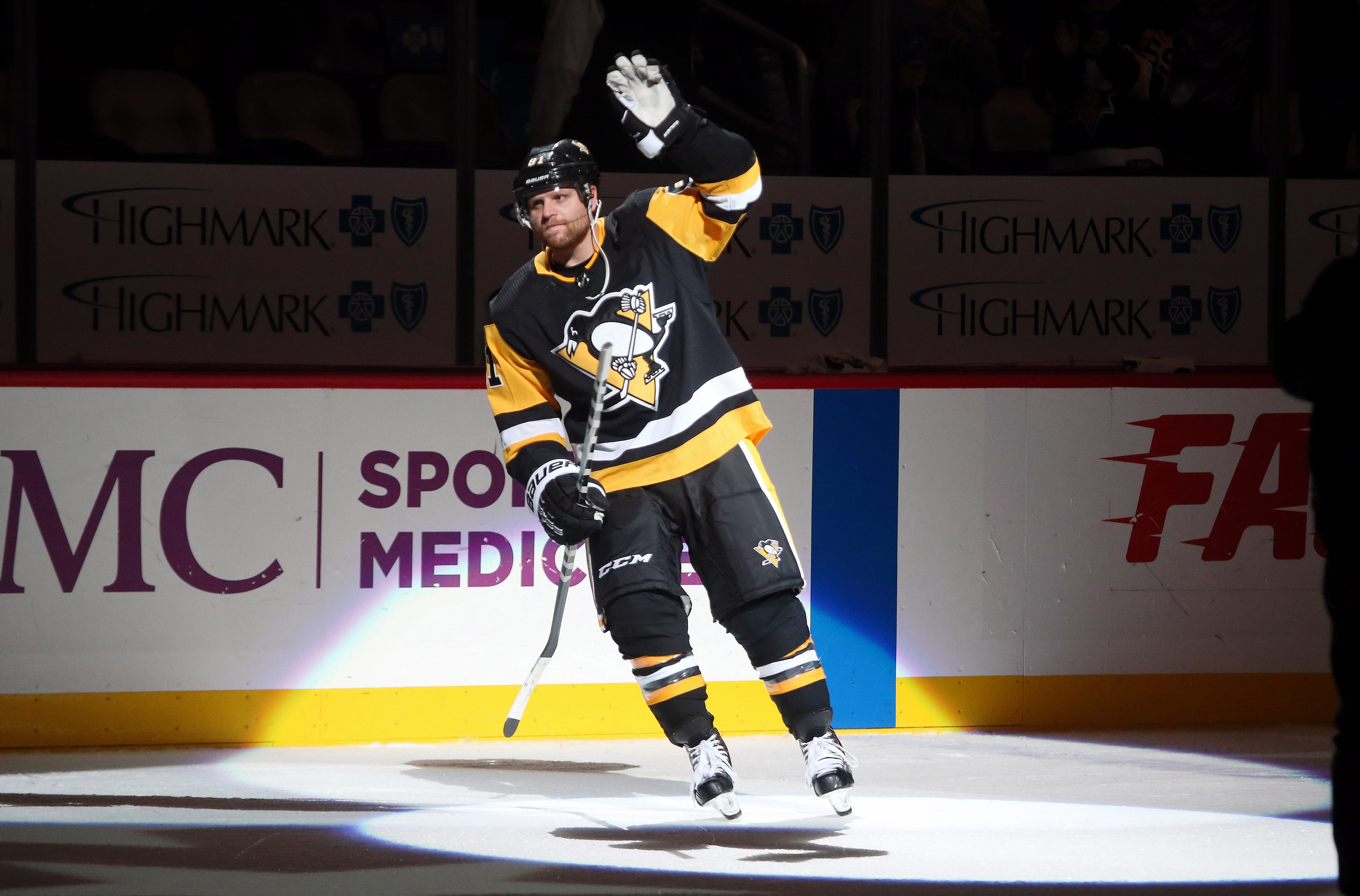 Phil Kessel trade: Penguins star goes 