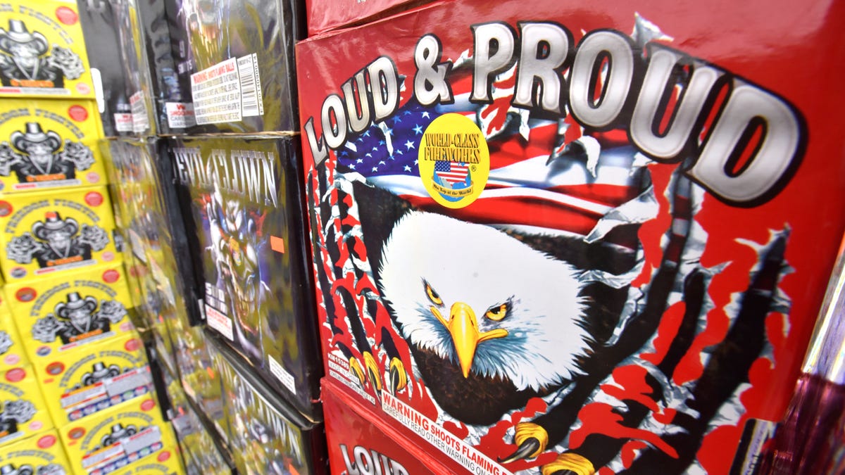 Despite recent rains, experts recommend caution with Fourth of July campfires, fireworks Despite recent rains, experts recommend caution with Fourth of July campfires, fireworks