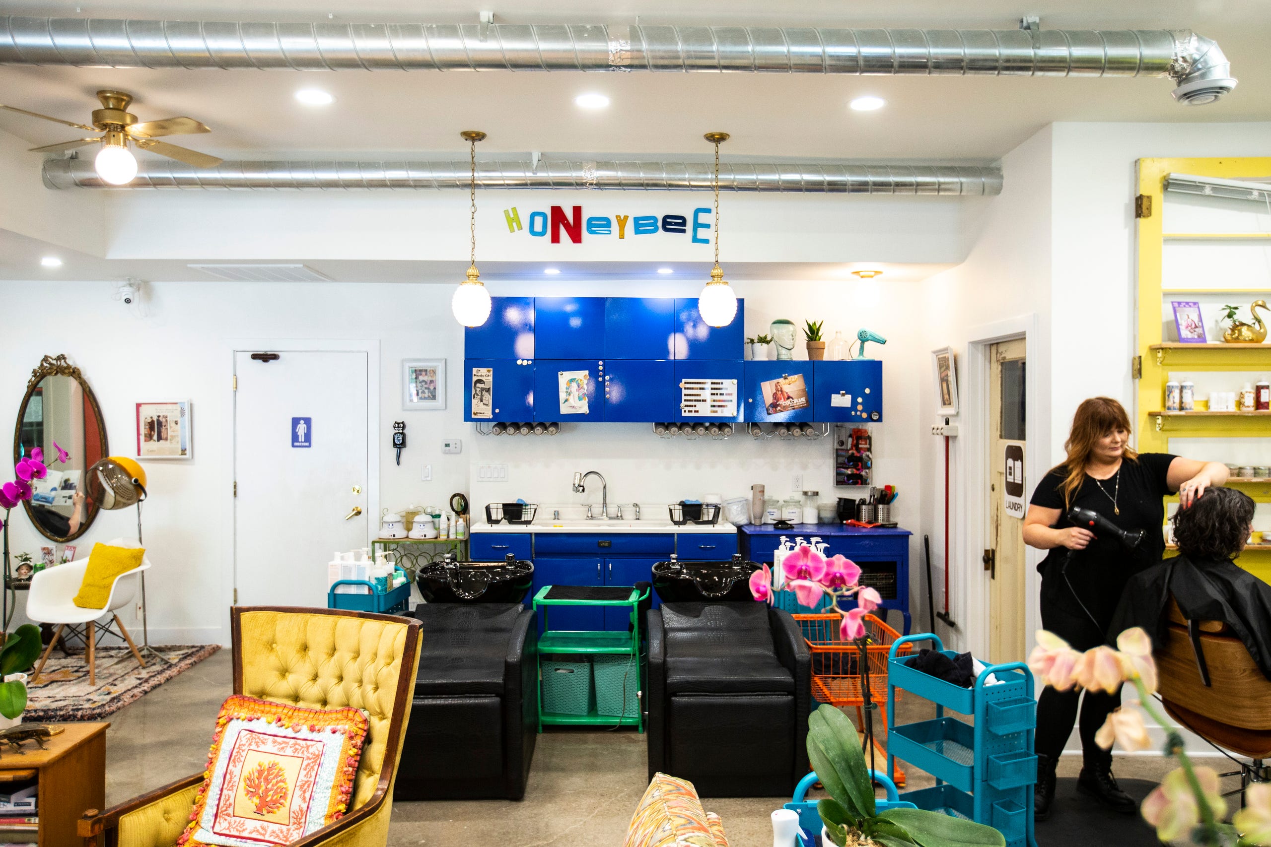 Photos Honeybee Hair Parlor Opens In Iowa City