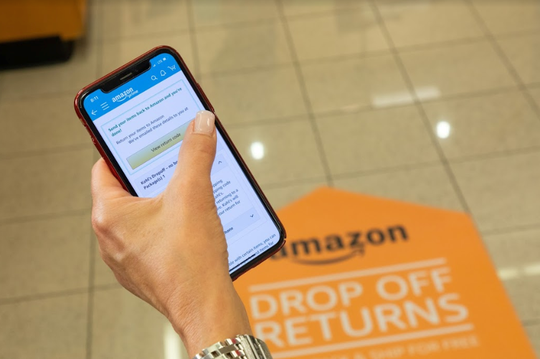 Kohl stores now accept returns on Amazon.