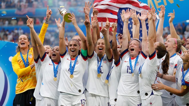 Alex Morgan Uswnt Soccer Star Is Pregnant With First Child Alex Morgan Uswnt Soccer Star Is Pregnant With First Child
