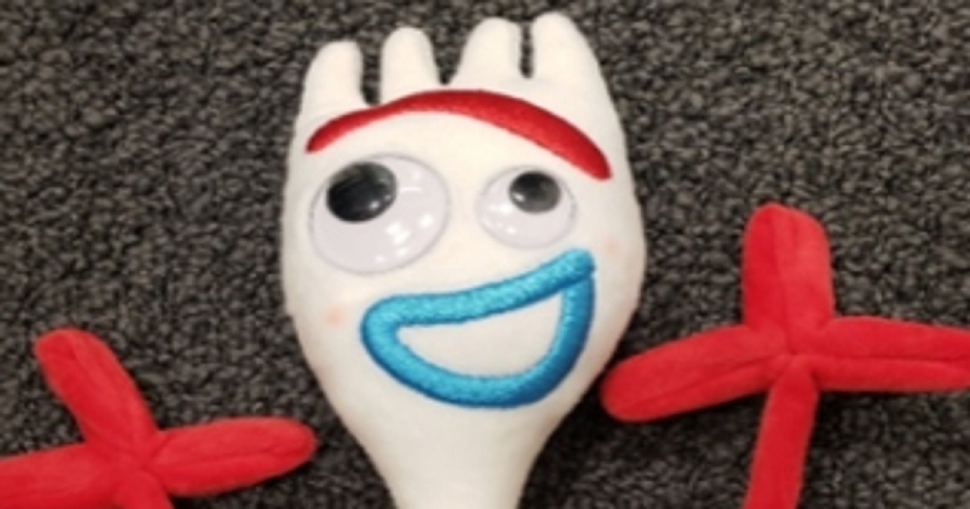 forky shoulder plush
