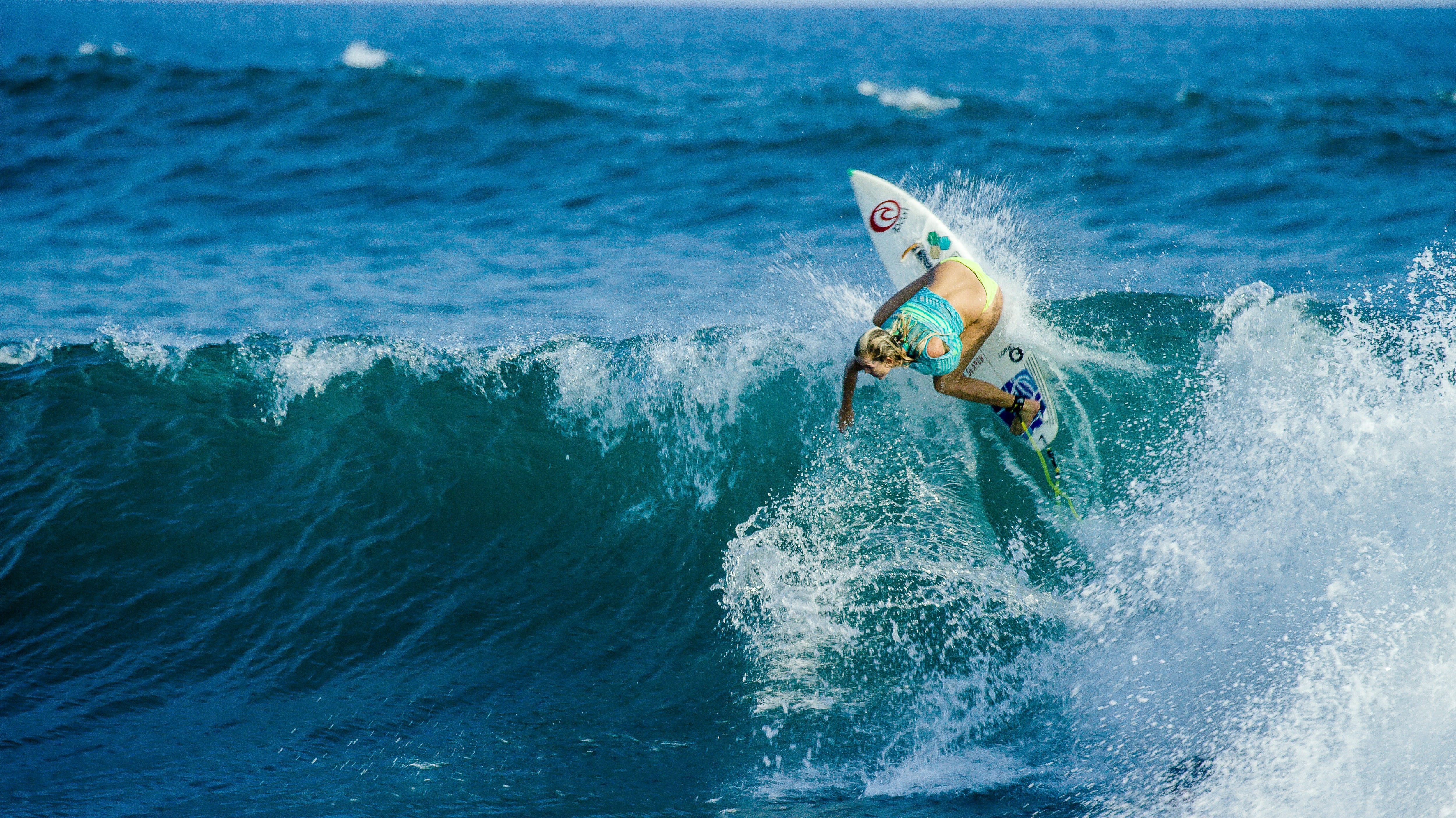unstoppable bethany hamilton theaters