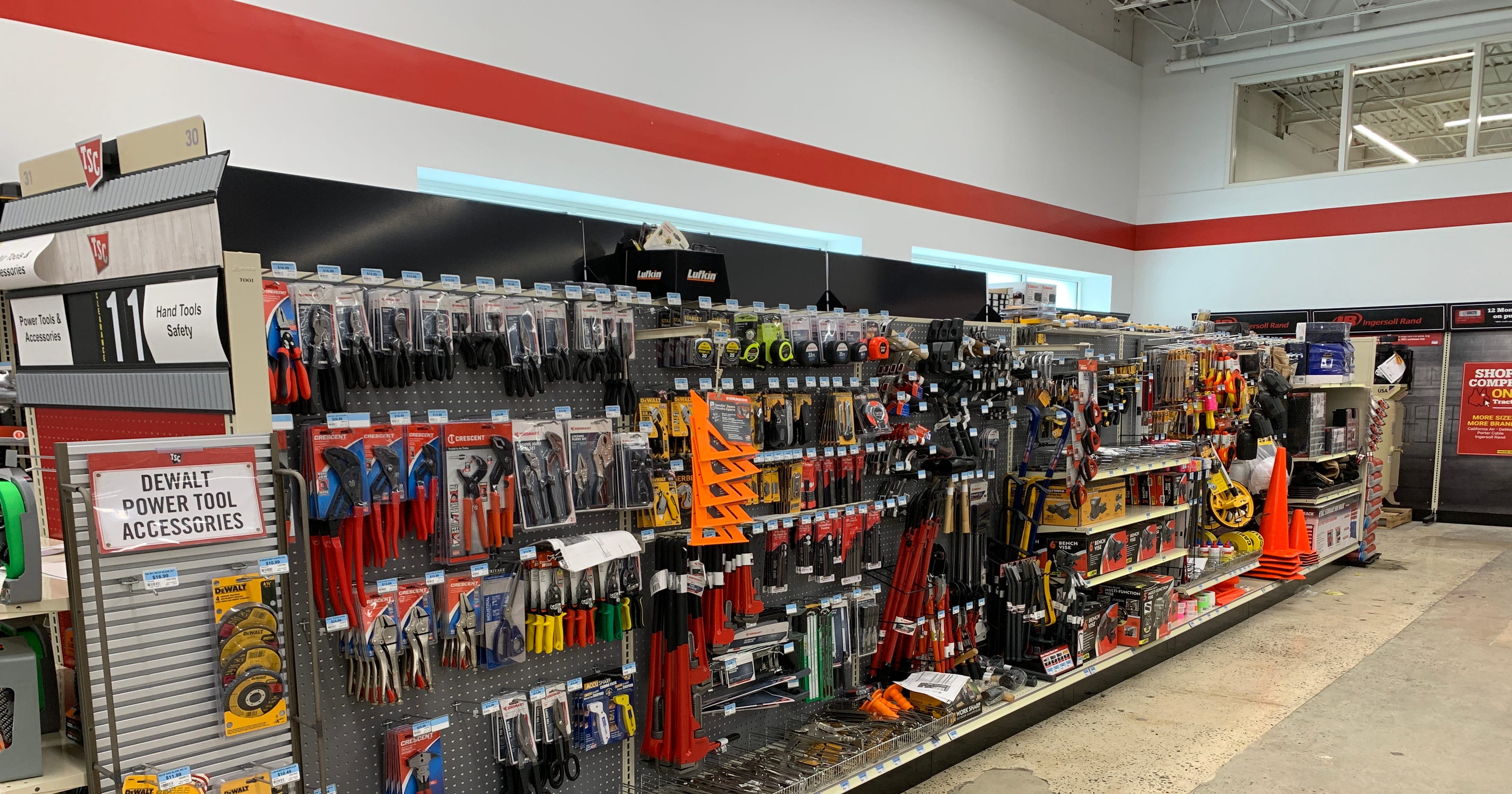 Business Roundup Tractor Supply Announces Nationwide Hiring Event