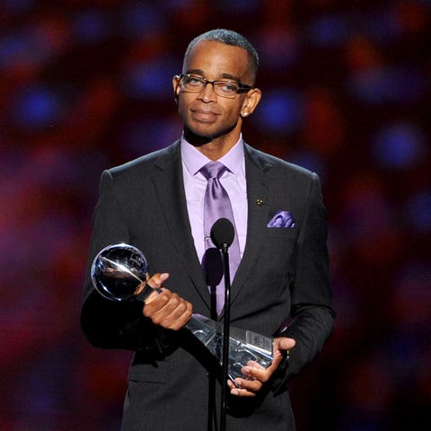 Longtime ESPN Anchor Stuart Scott died  on...