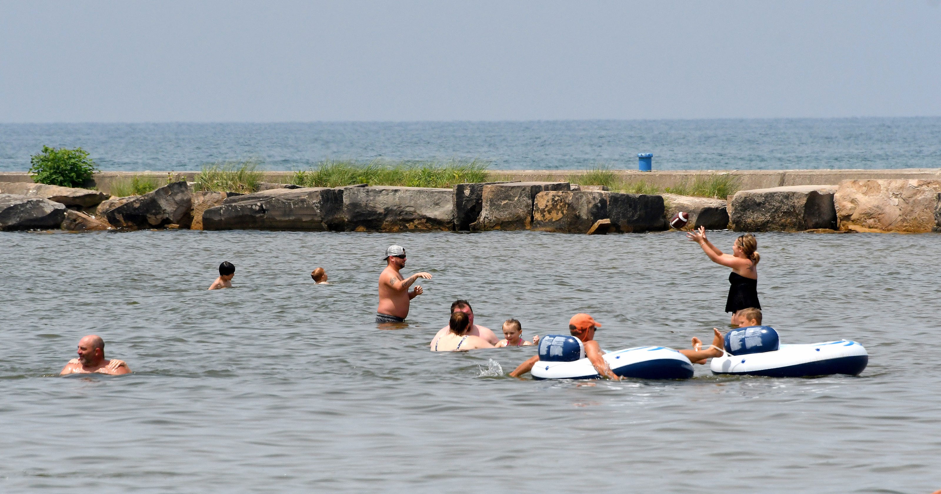 NWS warns of dangerous swimming conditions on Lake Michigan