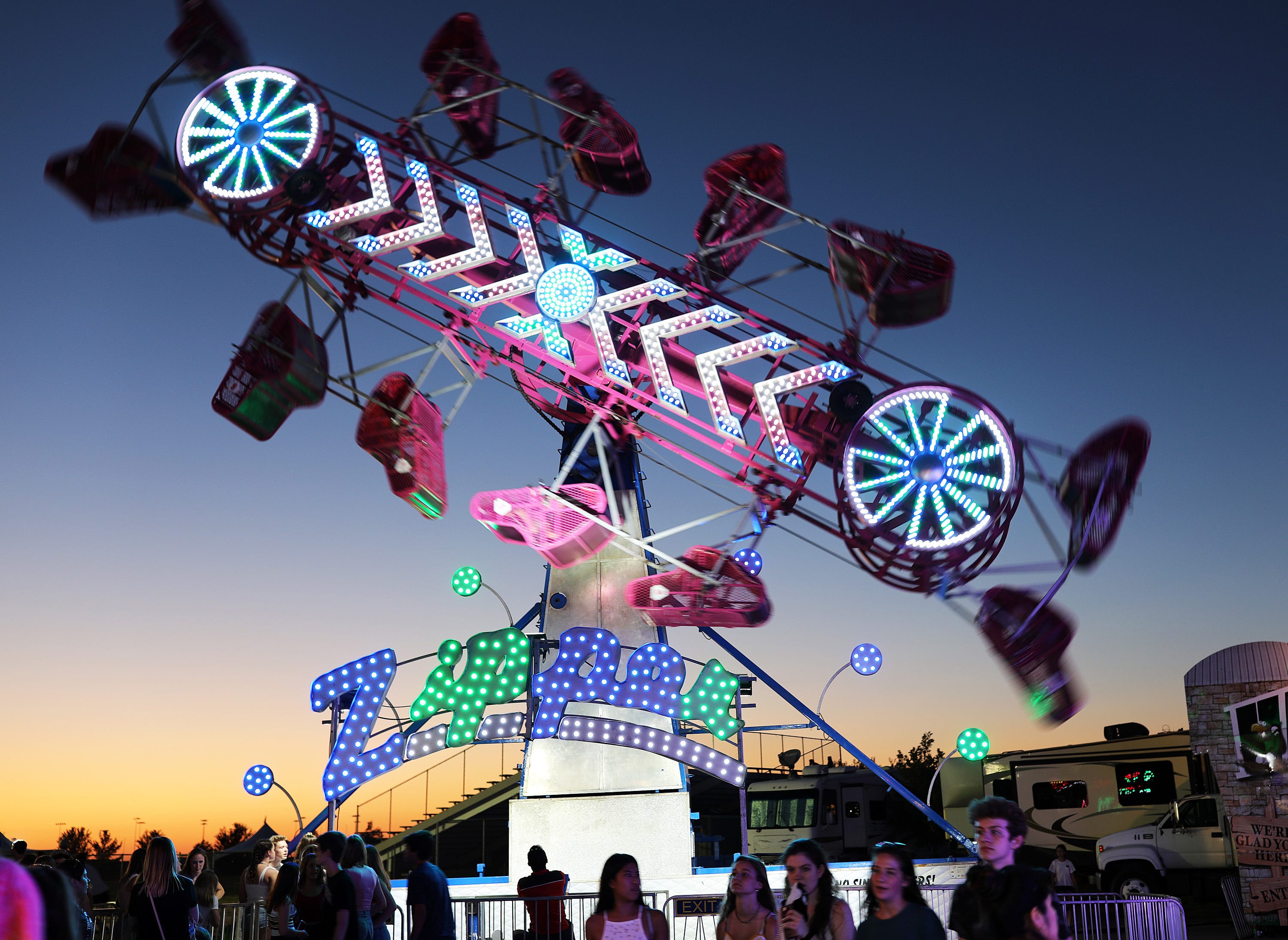 Warren County Fair Schedule 2022 Warren County Fair Ride Overheats, Leaves Riders Suspended