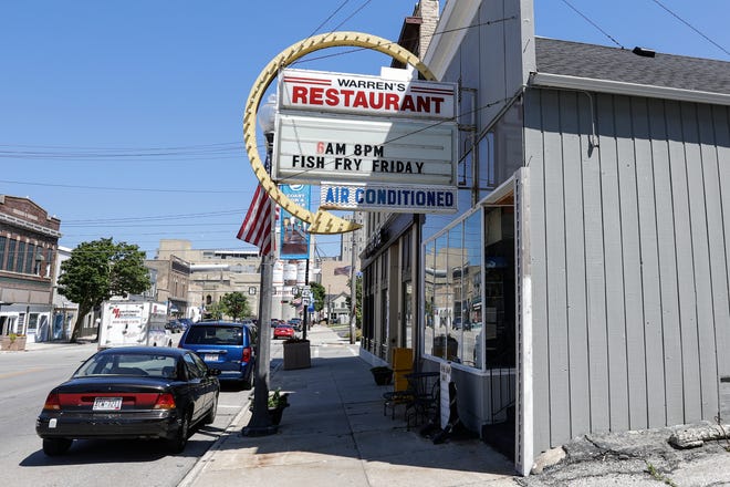 Warren's Restaurant Friday, July 12, 2019, in Manitowoc, Wis. The restaurant recently closed down after failing to comply with a new state law. Joshua Clark/USA TODAY NETWORK-Wisconsin