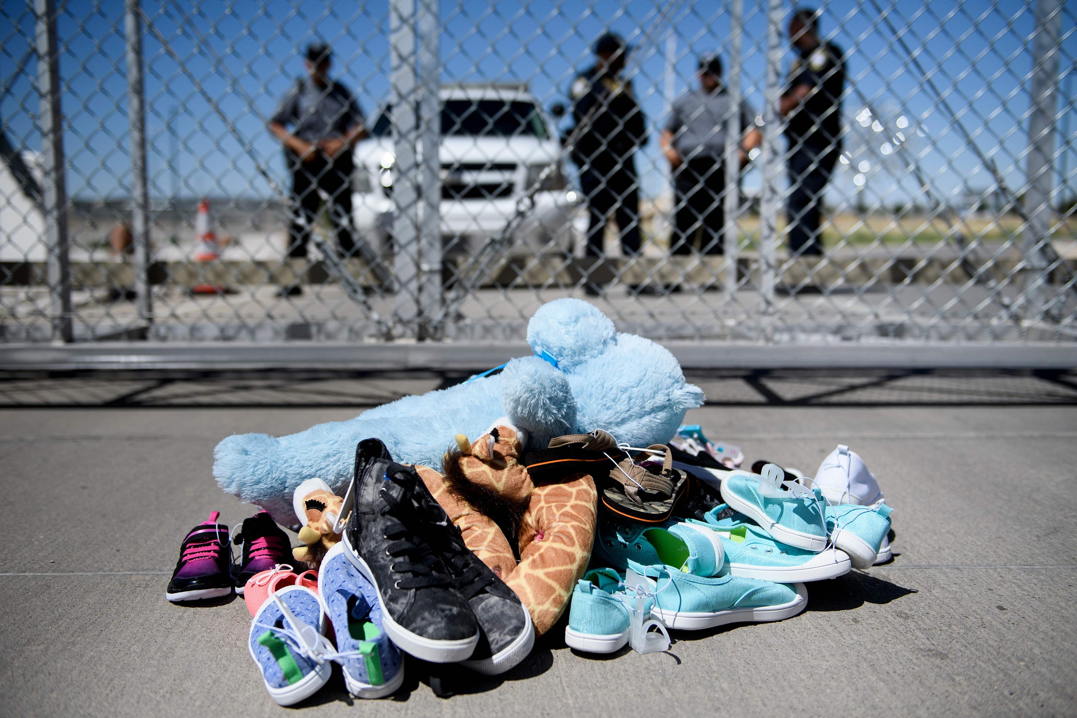 Border detention center reports say facilities not safe for children