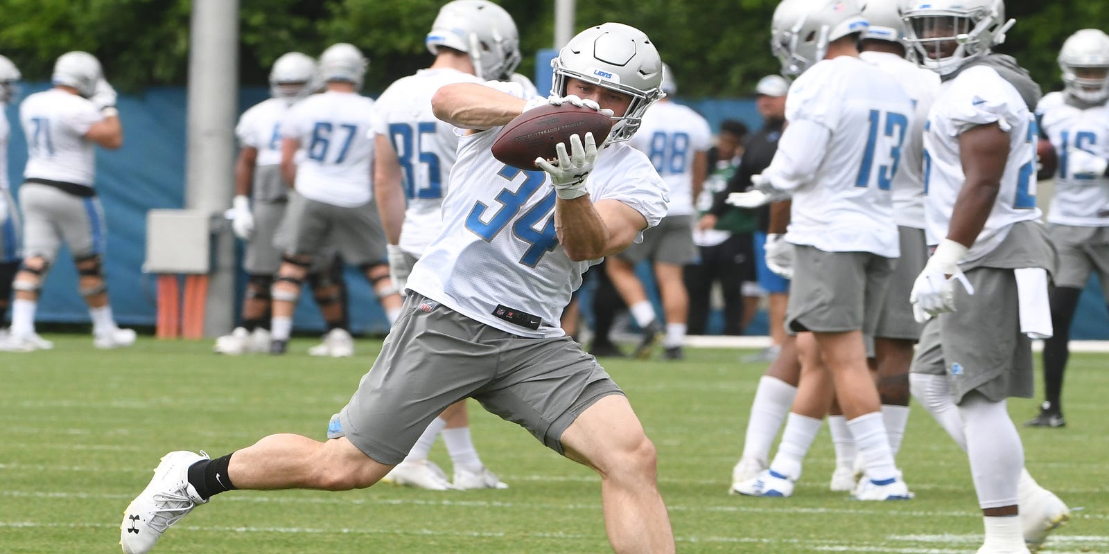 Detroit Lions Training Camp Preview Five Roster Battles To Watch
