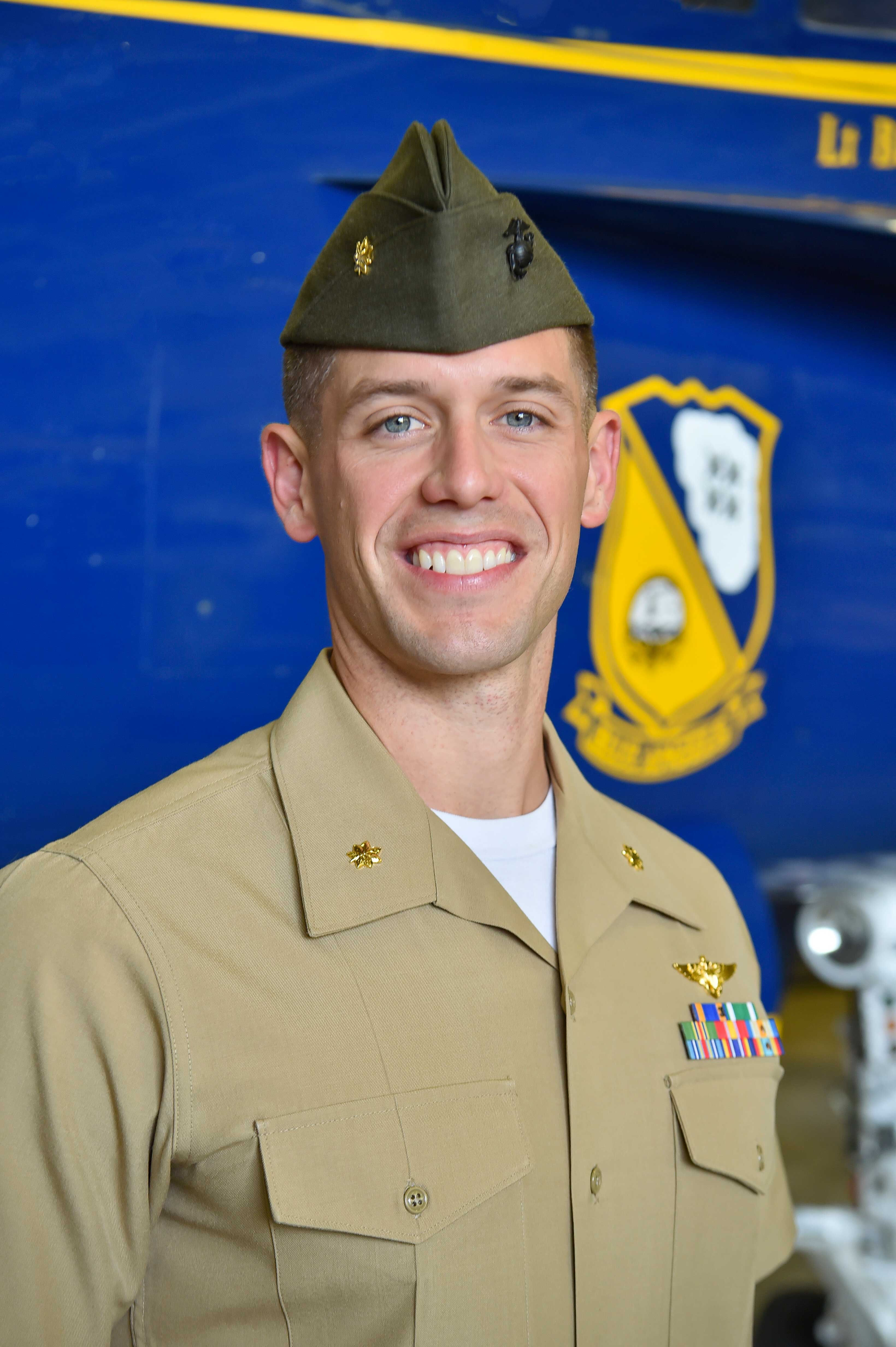 Blue Angels New Marine Fighter Pilot Is Teams First F 35 Squadron Aviator