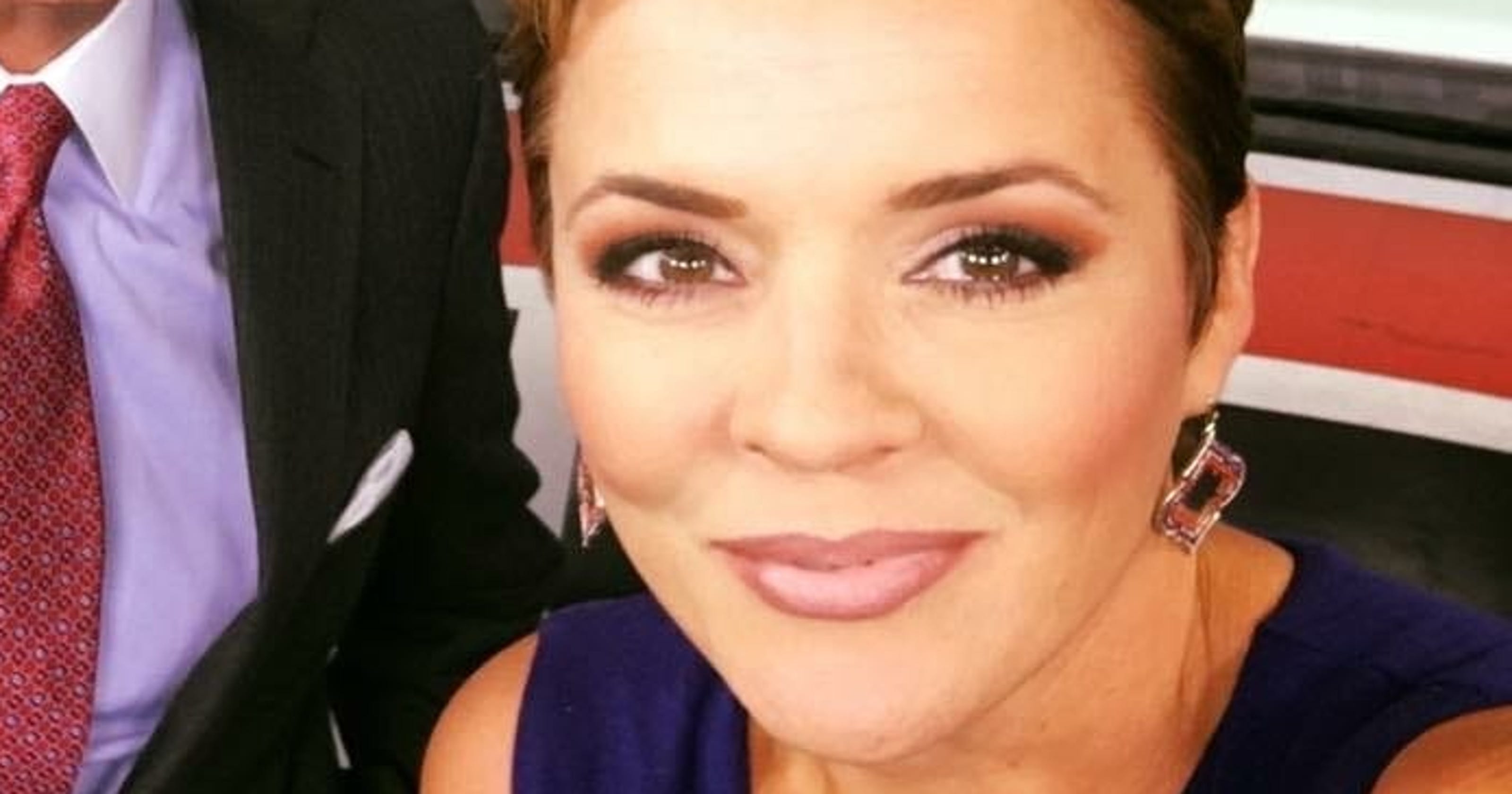 Fox 10 Anchor Kari Lake In Hot Water For Joining Social Site Parler 