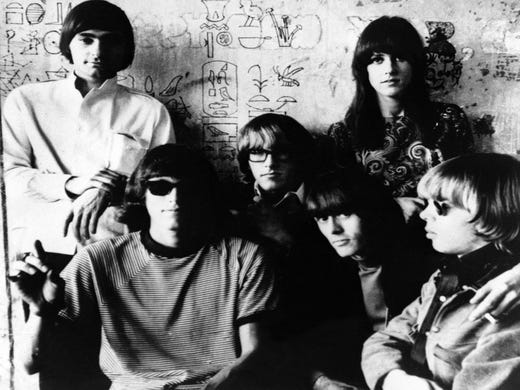 Members of the rock and roll group Jefferson Airplane are shown in 1966. At top right is vocalist Grace Slick. From left are Marty Balin, Jorma Kaukonen, Paul Kantner, Spencer Dryden and Jack Casady. (AP Photo) (Via MerlinFTP Drop)