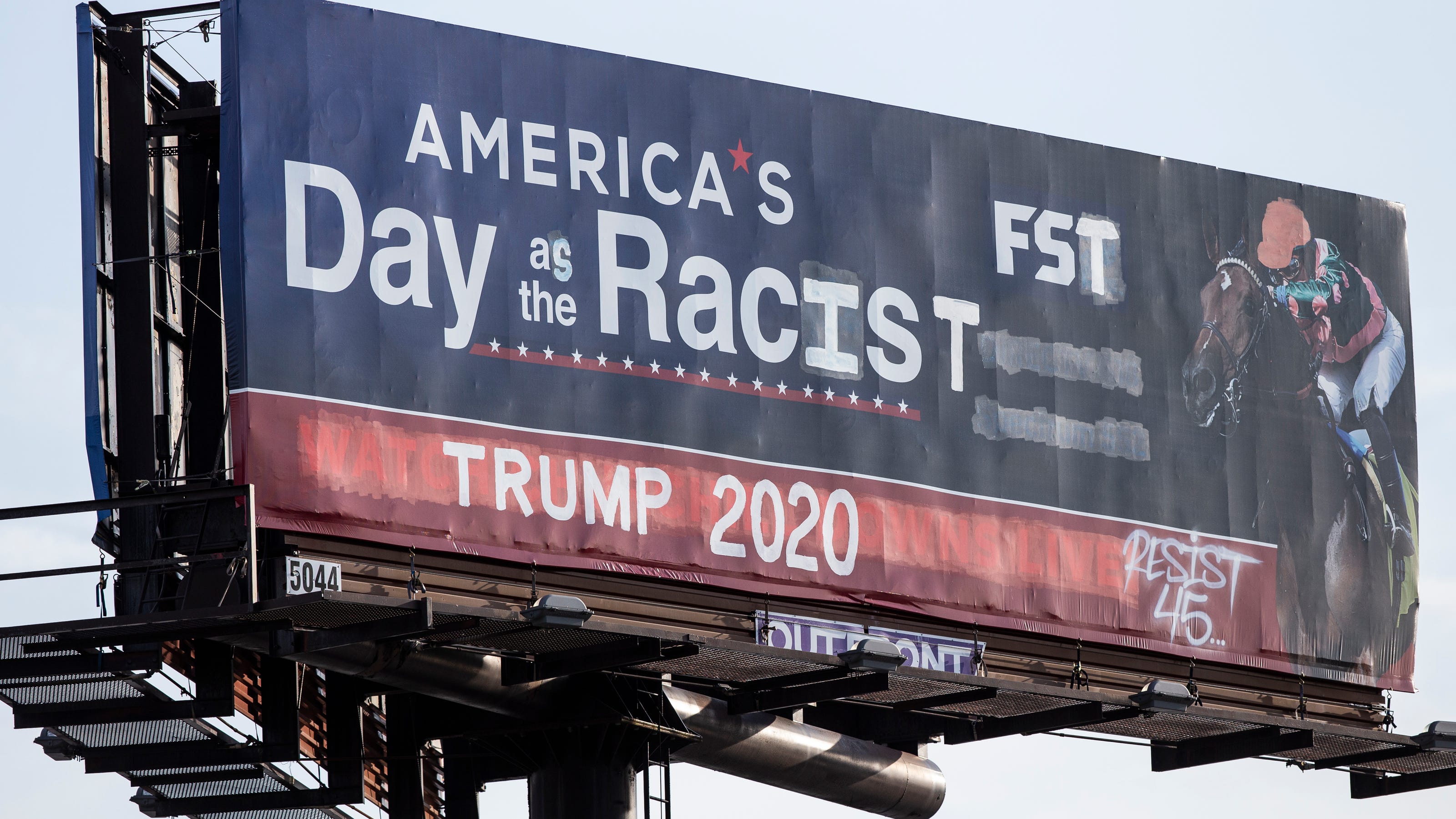 Louisville Graffiti Calls Donald Trump A Racist After go Back Tweet louisville-graffiti-calls-donald-trump-a-racist-after-go-back-tweet