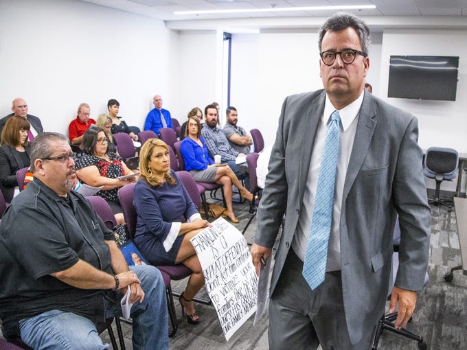 An Ex Funeral Director Who Lost His License Still Owns Az Funeral Home