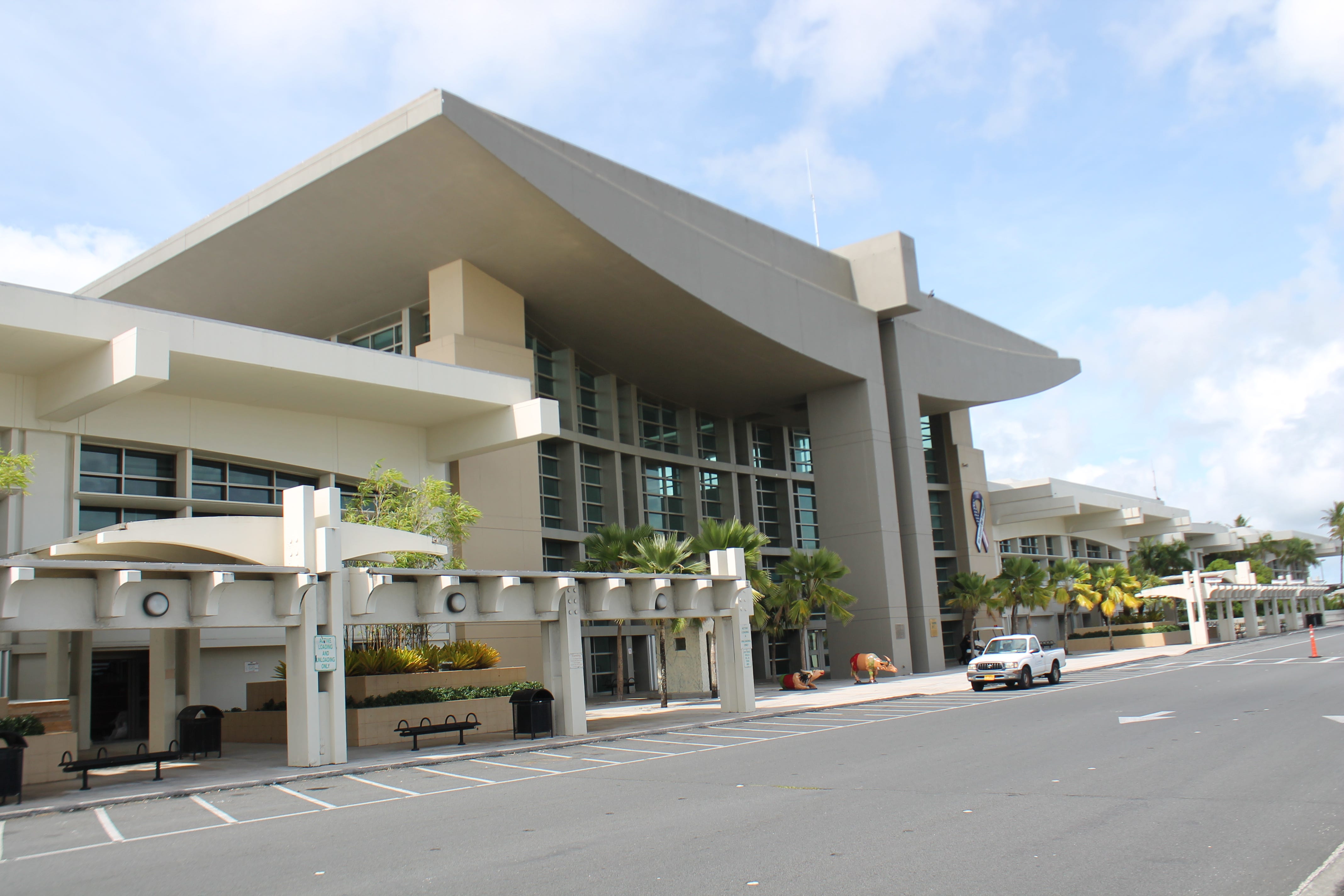 COVID19 closes Adelup, Guam Congress, airport offices