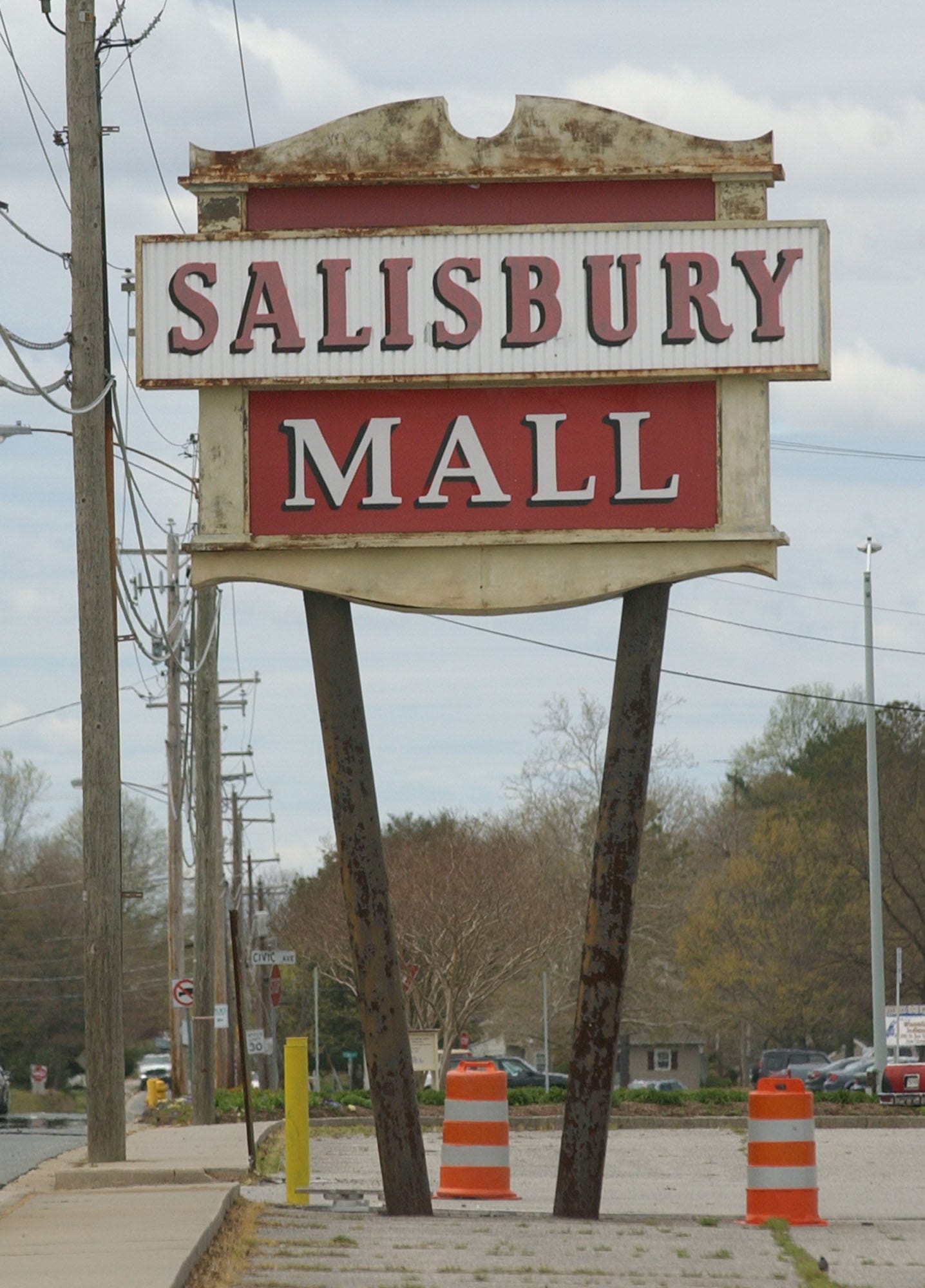 Old Salisbury Mall site, vacant for many years, sold for new development