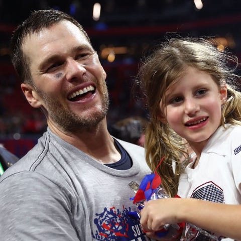 New England Patriots Quarterback Tom Brady cliff...