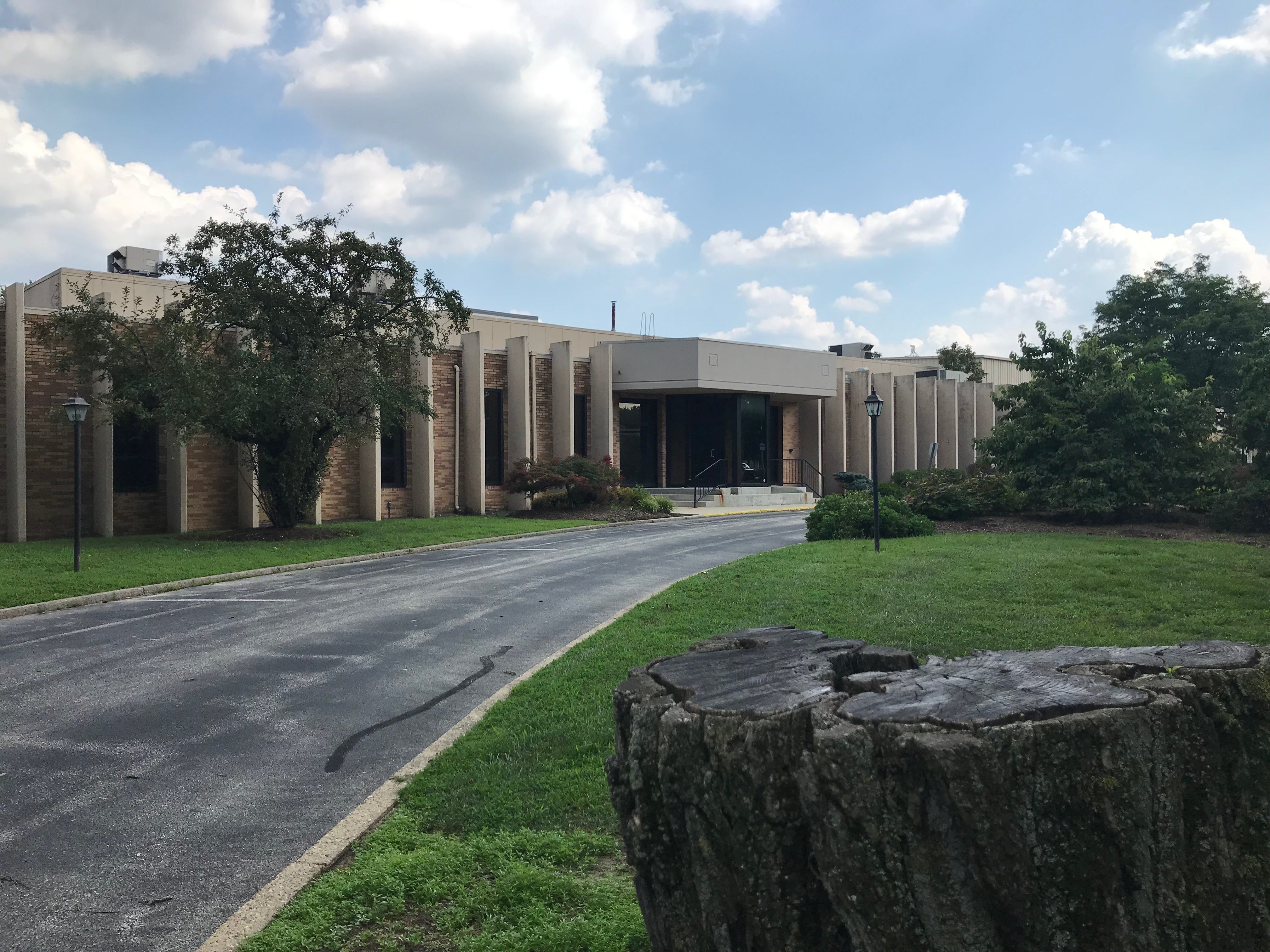 Easton Coach hiring for Cherry Hill expansion site Easton Coach hiring for Cherry Hill expansion site