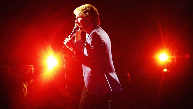 Review: Beck, Cage the Elephant's 'Night Running Tour' Races Through NJ