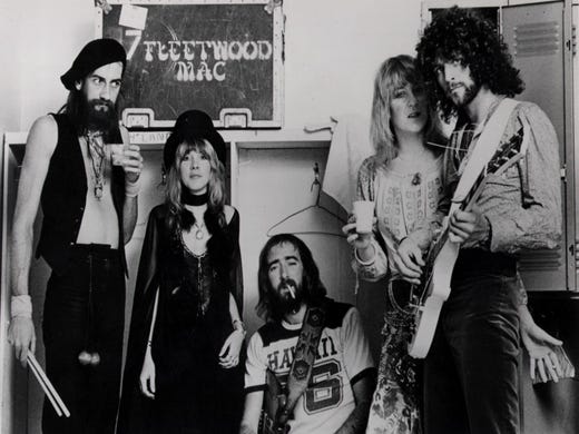 DATE TAKEN: Unavailable--- Fleetwood Mac: (l-r) Mick Fleetwood, Stevie Nicks, John McVie, Christine McVie and Lindsey Buckingham. ORG XMIT: UT50791