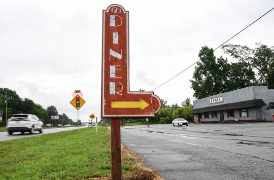 Paw's Diner at 10920 Clemson Boulevard in Seneca closed this summer.