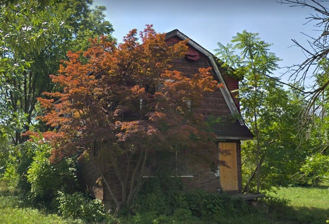 Demolition Contractor Sues City After Home With Asbestos Is Torn Down
