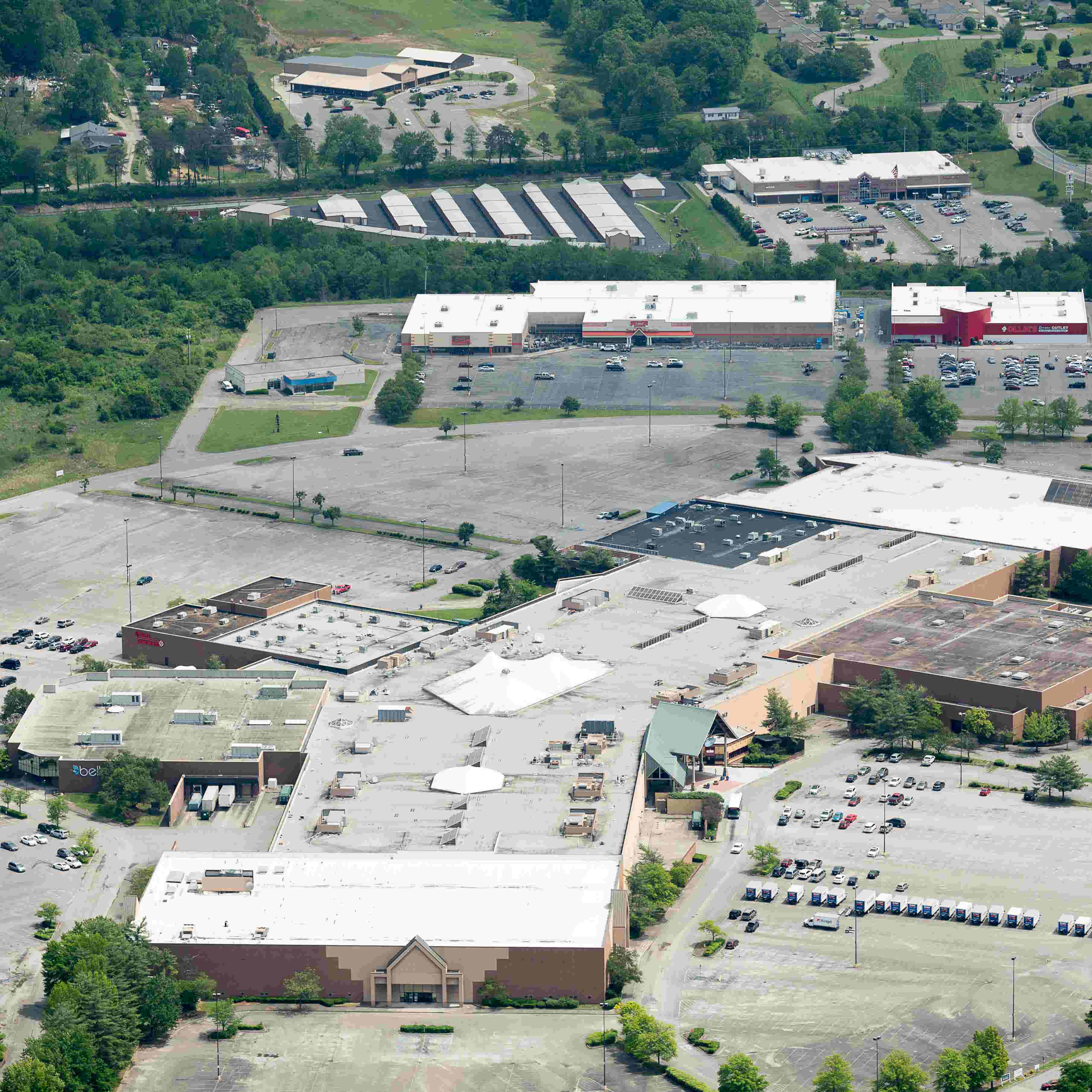 Closings Of 2019 Include Knoxville Center Mall Cardin S Naples