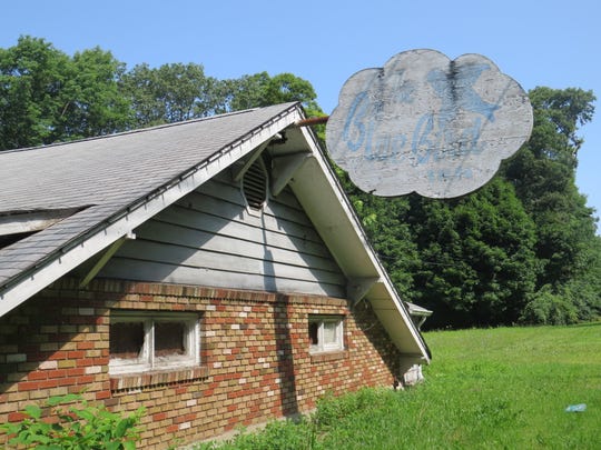 Iconic Eyesore Blue Bird Inn Demolished In Mount Olive