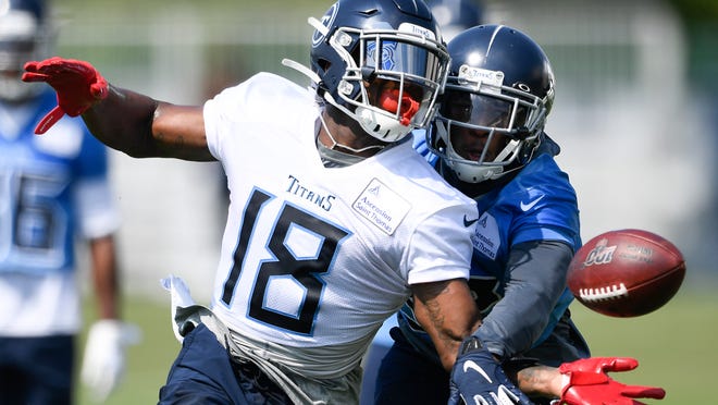 Titans A J Brown Derrick Henry Leave Early In First