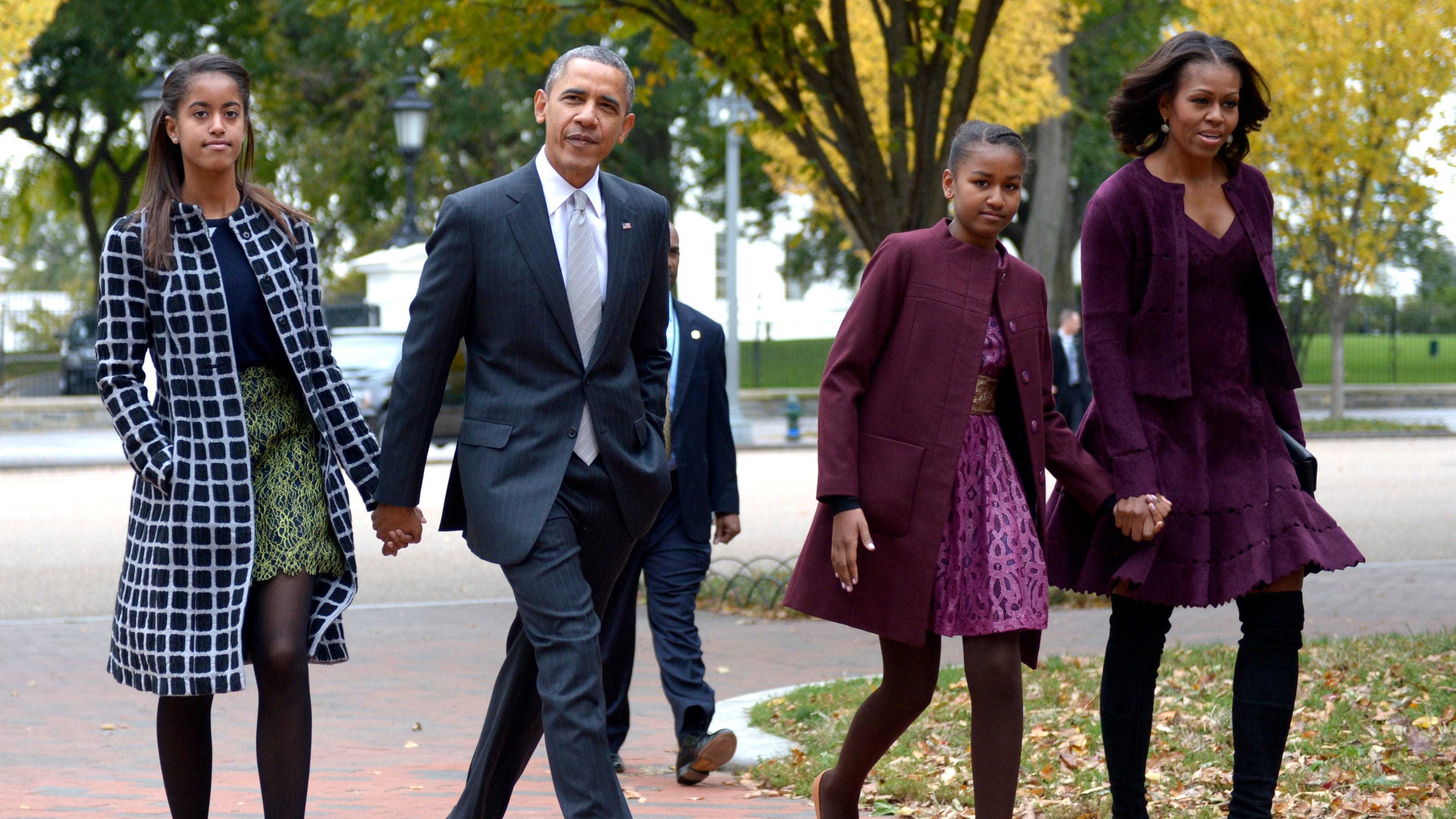 Obama Surprised Daughters Have Friends After White House Upbringing