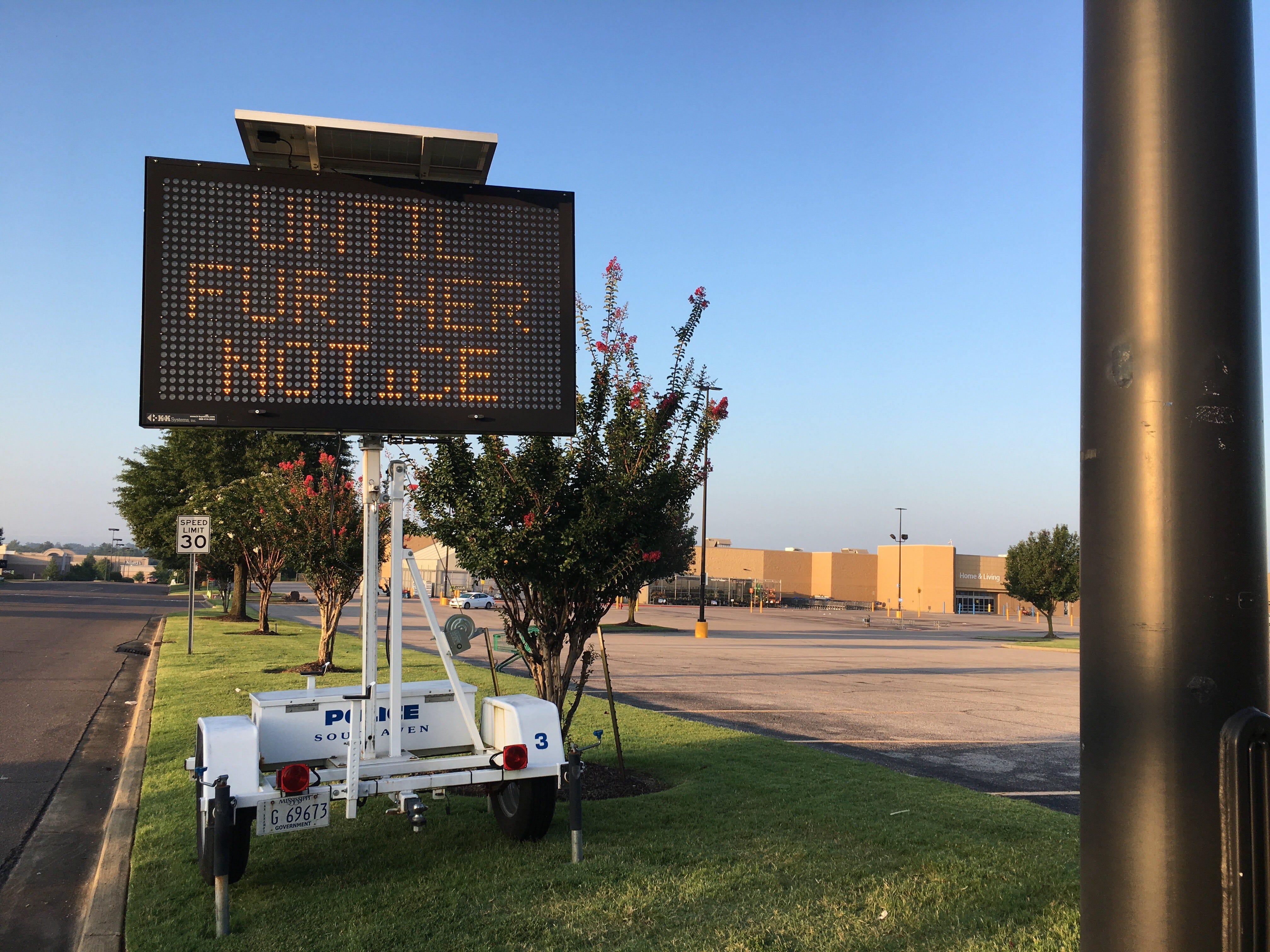 southaven walmart closes indefinitely after 2 killed in shooting walmart oxford ms