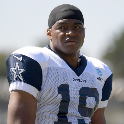 Dallas Cowboys receiver Amari Cooper (19) during...