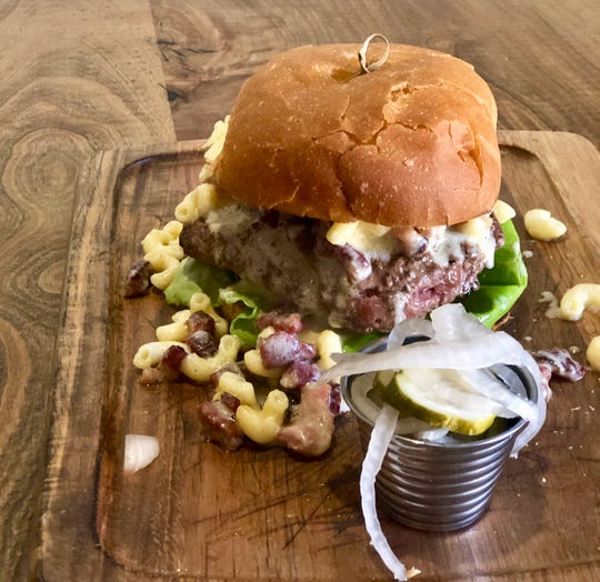 Fat Cat Bar Grill Opened In Midtown Reno Despite Construction
