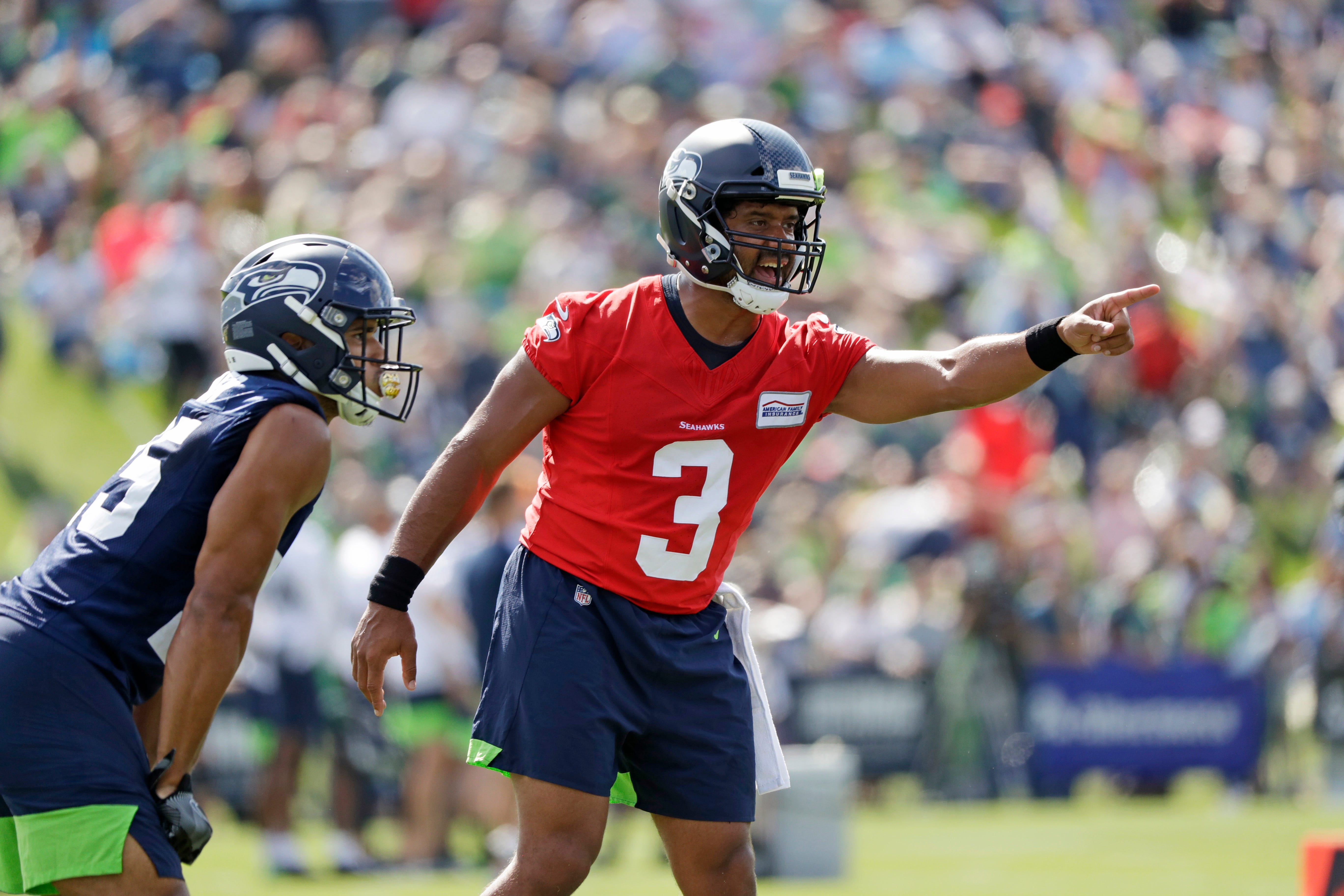 russell wilson red practice jersey